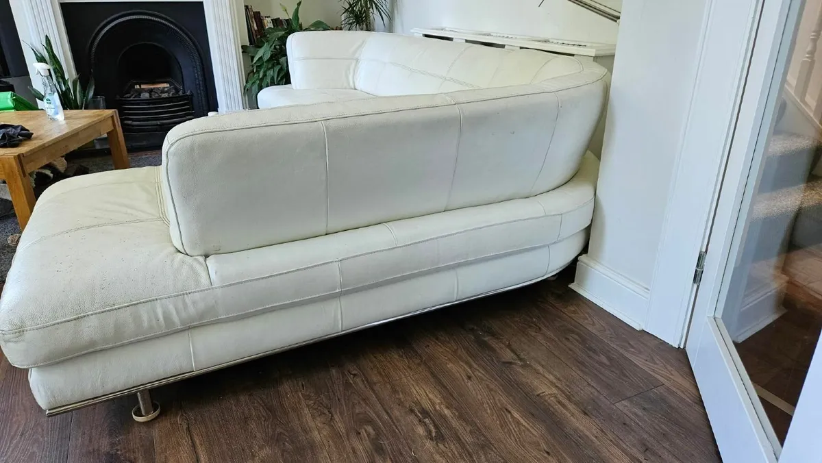 White leather corner sofa - Image 2