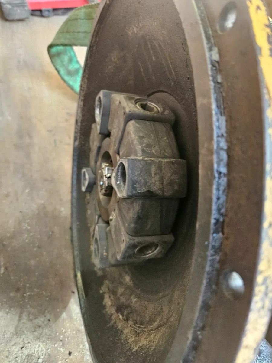 Pumps wanted like in pic for track dumper - Image 2