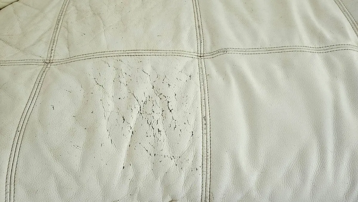 White leather corner sofa - Image 4