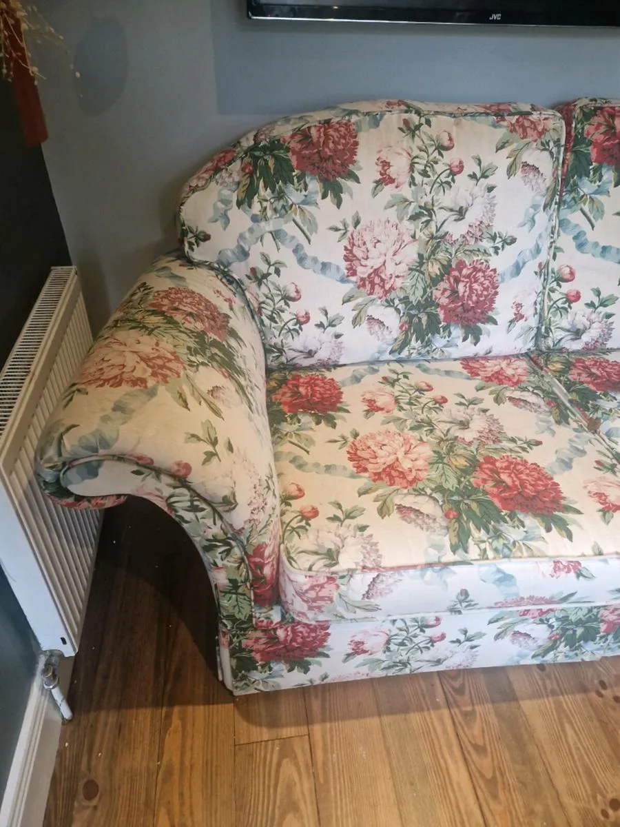 Sofa - Image 3