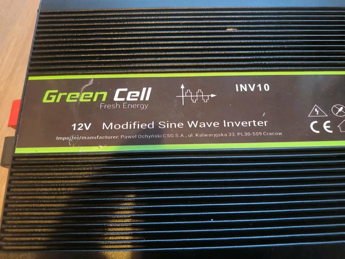 Power inverter 12V to 230v 2000W - Image 1