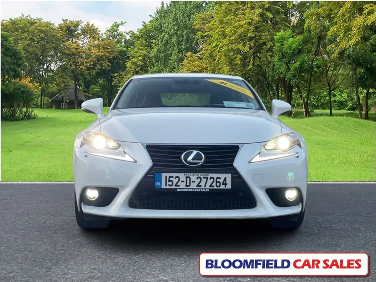 Lexus IS300h Executive Edition - Image 2