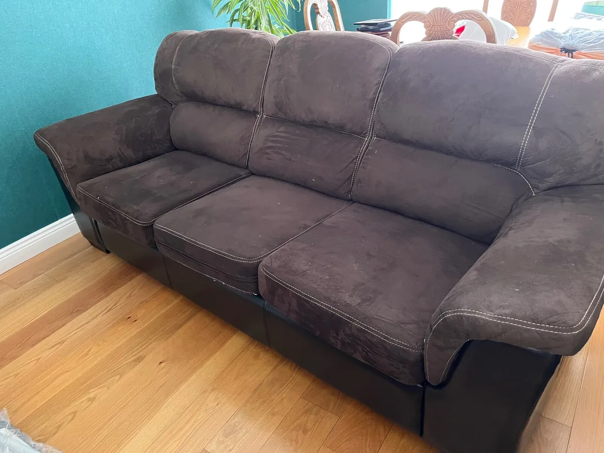Couch - Image 3