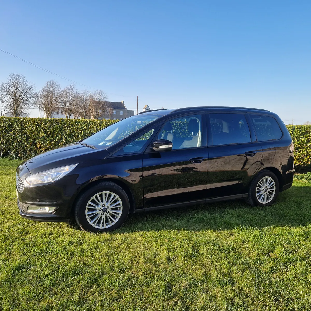 Ford Galaxy 2017 - Image 1