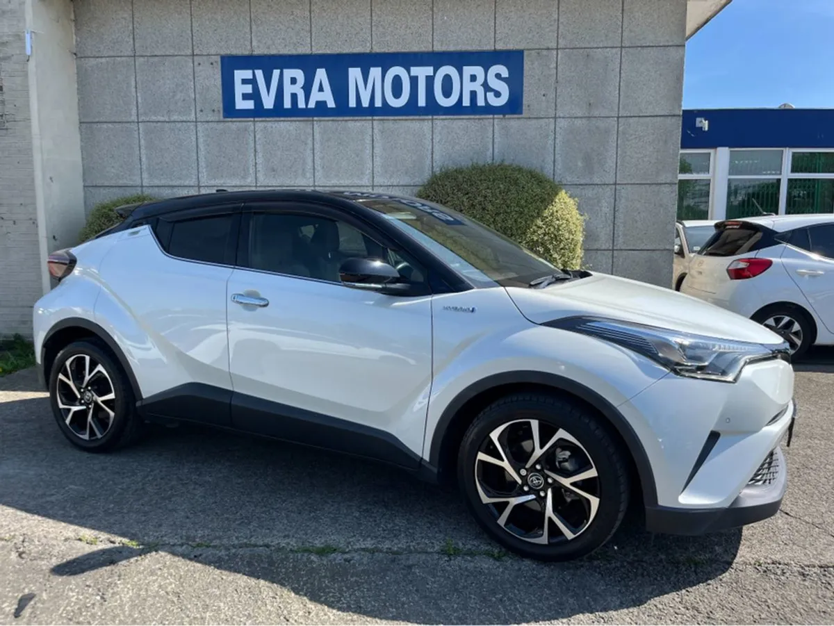 Toyota C-HR SOL Hybrid Automatic 1.8 Petrol //hig - Image 2