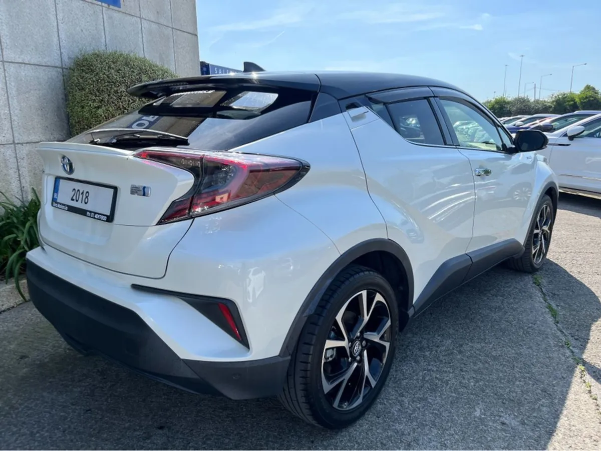 Toyota C-HR SOL Hybrid Automatic 1.8 Petrol //hig - Image 4