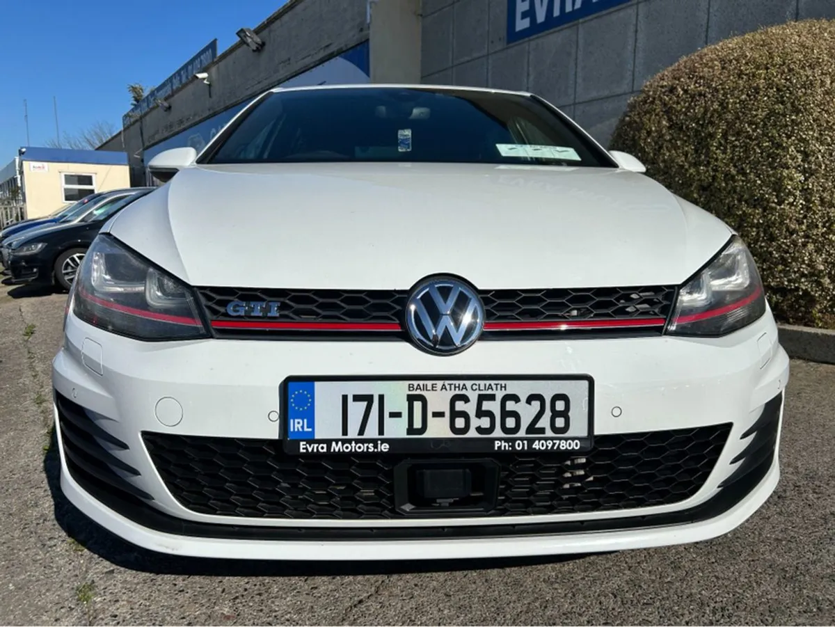 Volkswagen Golf  summer Sale  1 000 Reduction  GT - Image 2