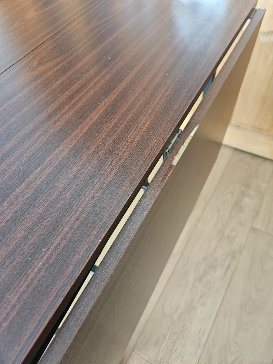 Folding Table - Image 4