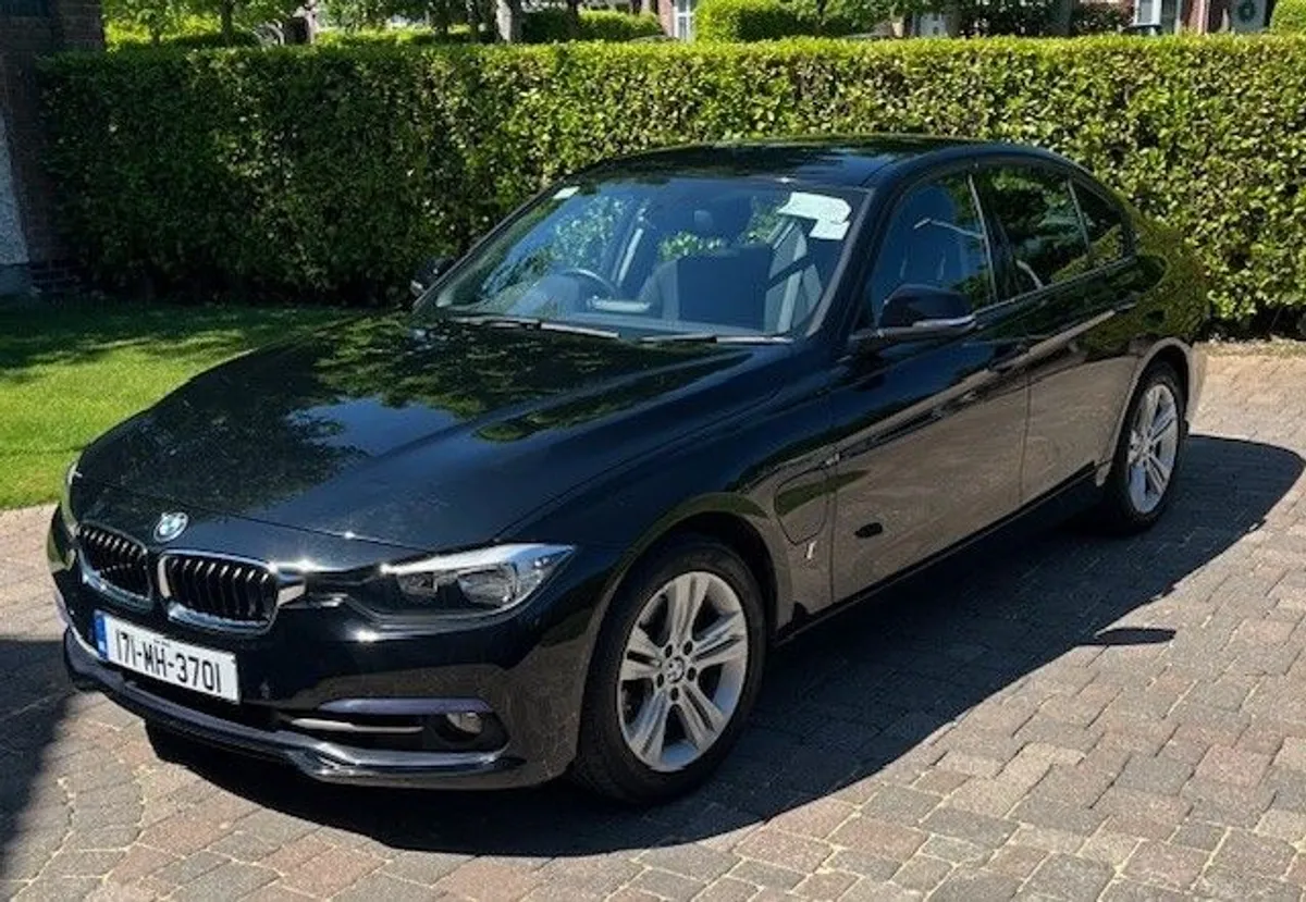 2017 BMW 3 Series - Image 1