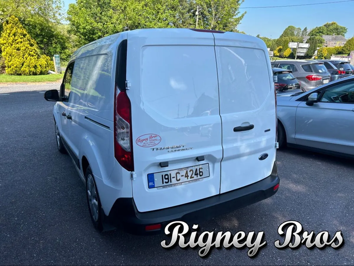 Ford Transit Connect Trend SWB 1.5 100P 100PS M6 - Image 4