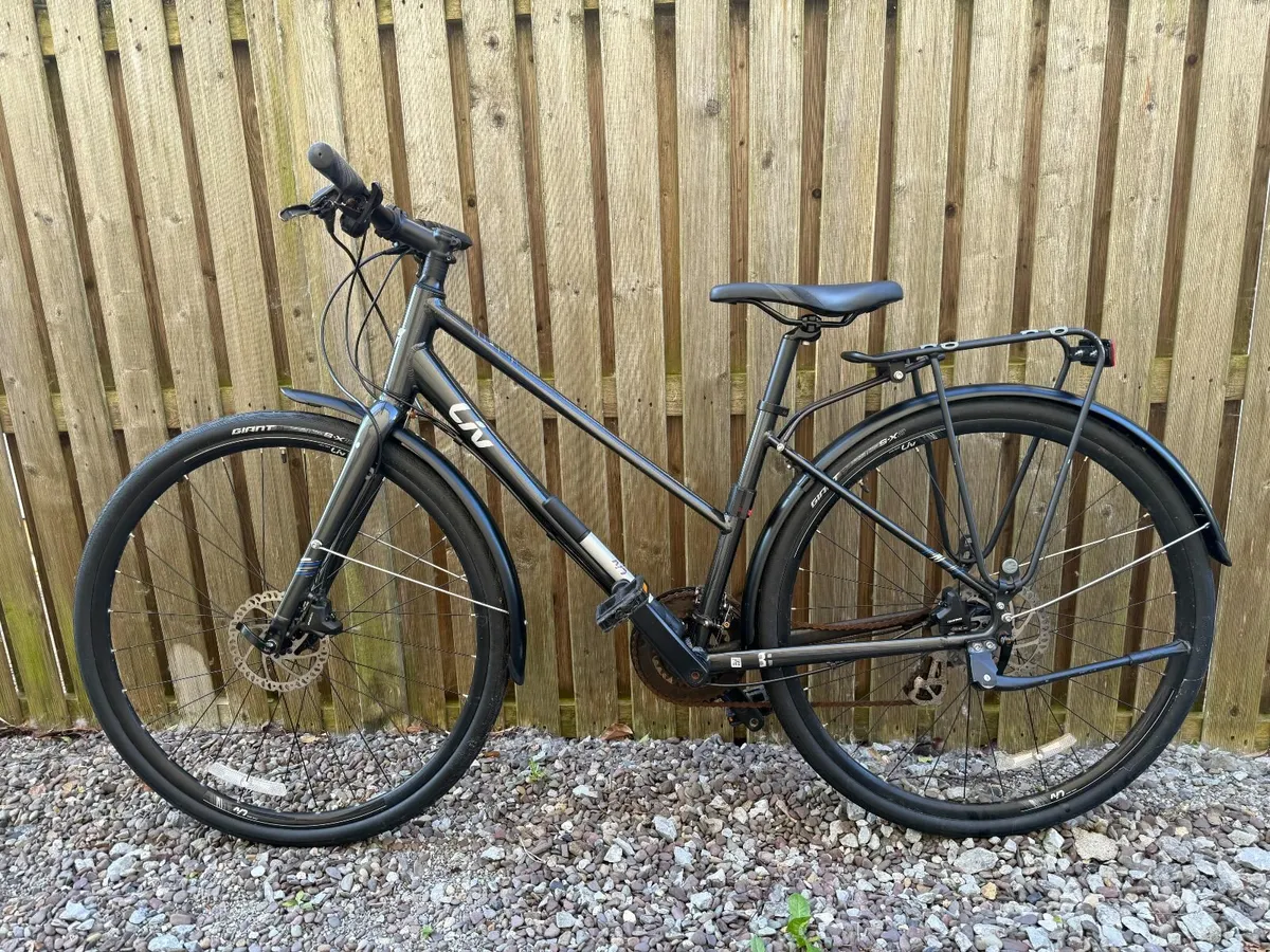 Liv Alight City Disc – Excellent Hybrid Bike - Image 1