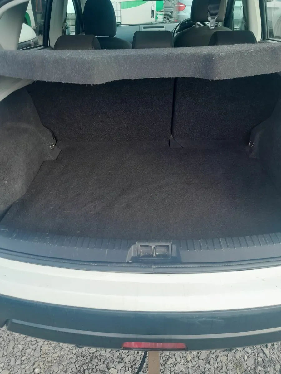 Nissan Qashqai 2013 - Image 4