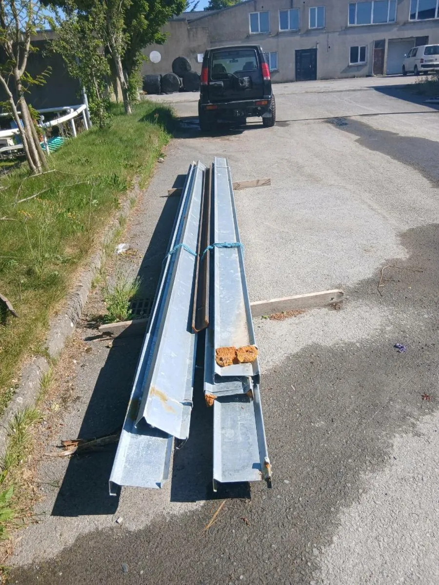 purlins - Image 1