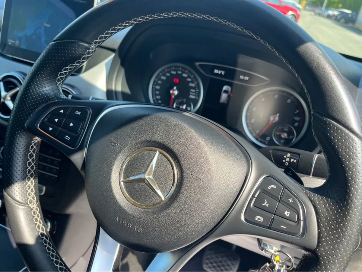 Mercedes-Benz B-Class B180 Automatic Finance Avai - Image 4