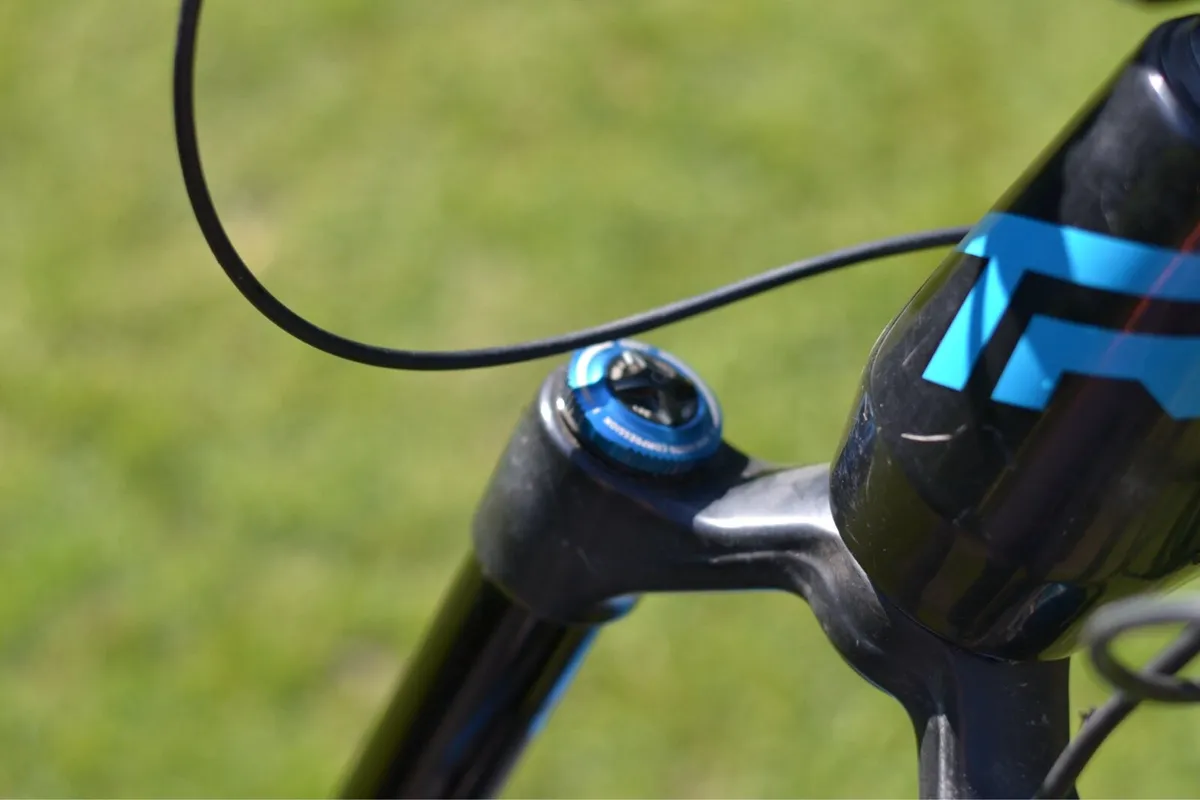 Transition sentinel carbon full suspension mtb - Image 3