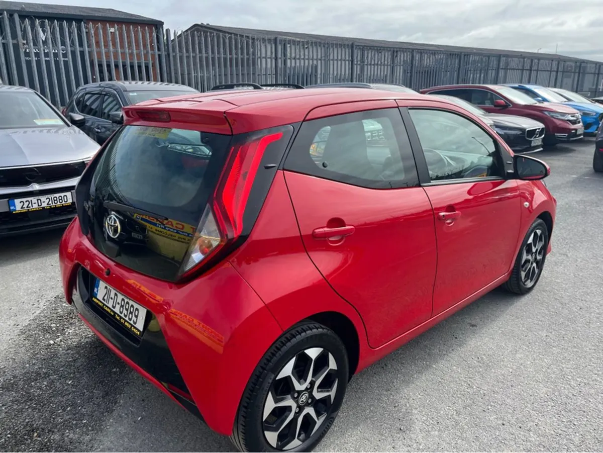 Toyota AYGO 1.0 Xplay Sphone 4DR Finance Availabl - Image 3