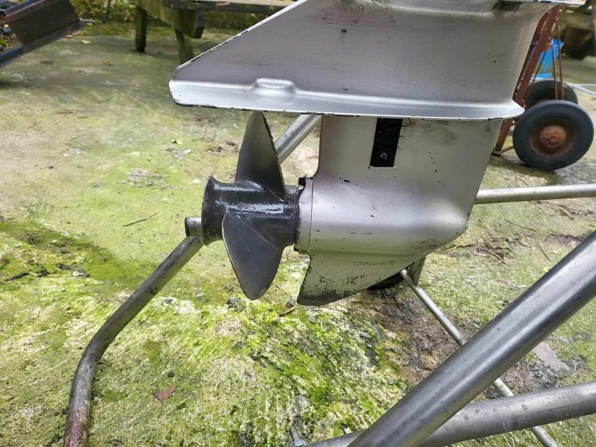 shortshaft honda 9.9hp 4 stroke runs like new - Image 2