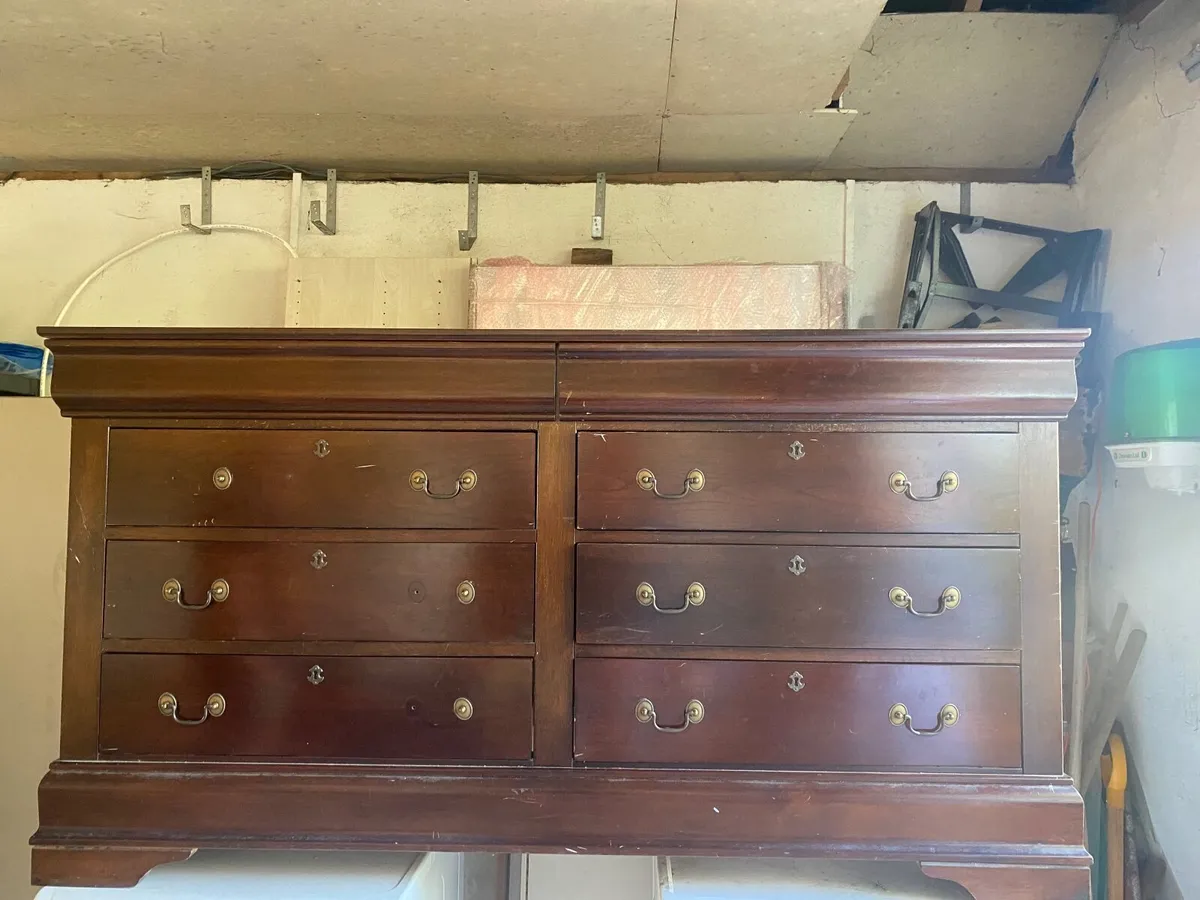 Sideboard