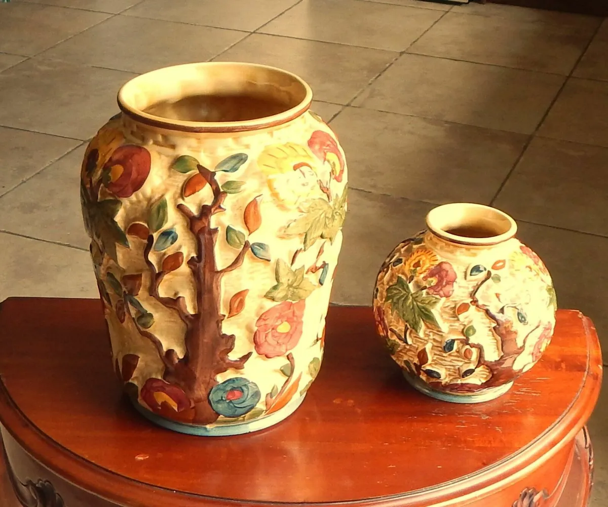 2 Staffordshire Handpainted Indian Tree Vases - Image 1