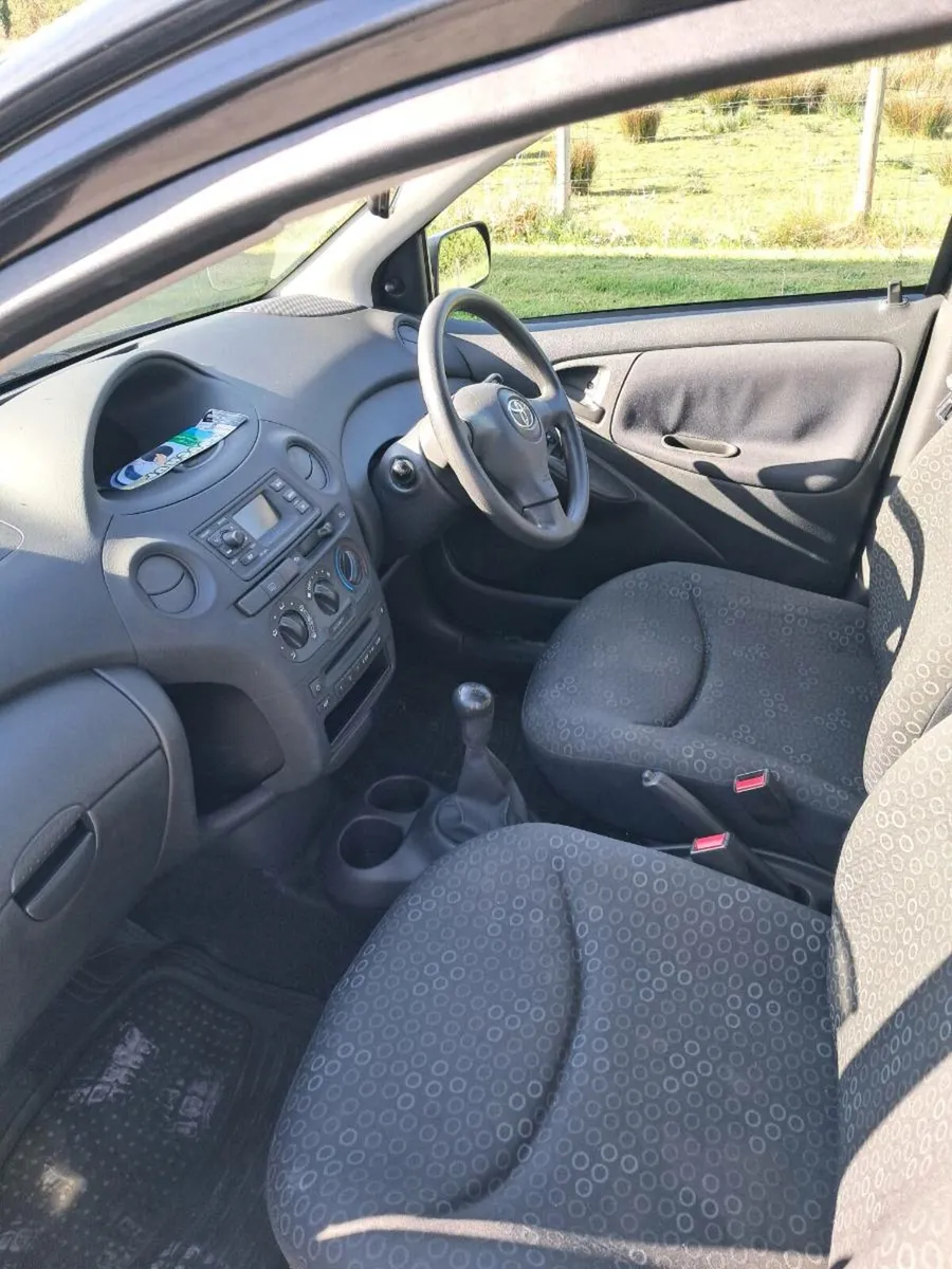 Car - Image 4