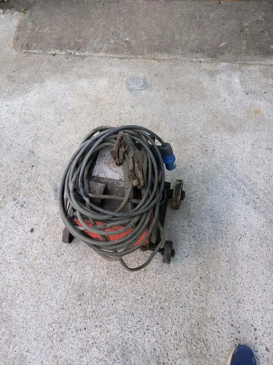 Oil cooled welder - Image 4