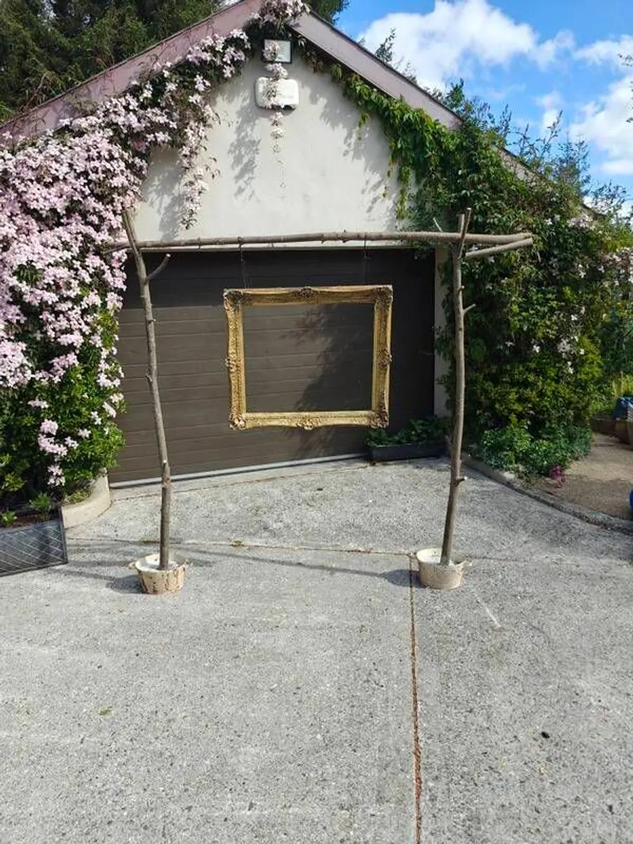 Vintage Picture Frame Stand - Image 2