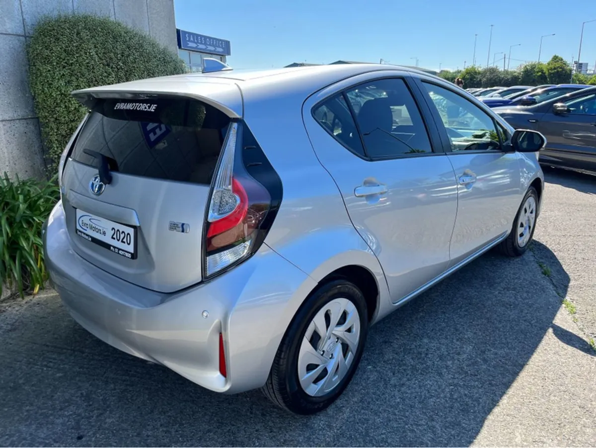 Toyota Aqua Hybrid Automatic 1.5 Petrol - Image 4
