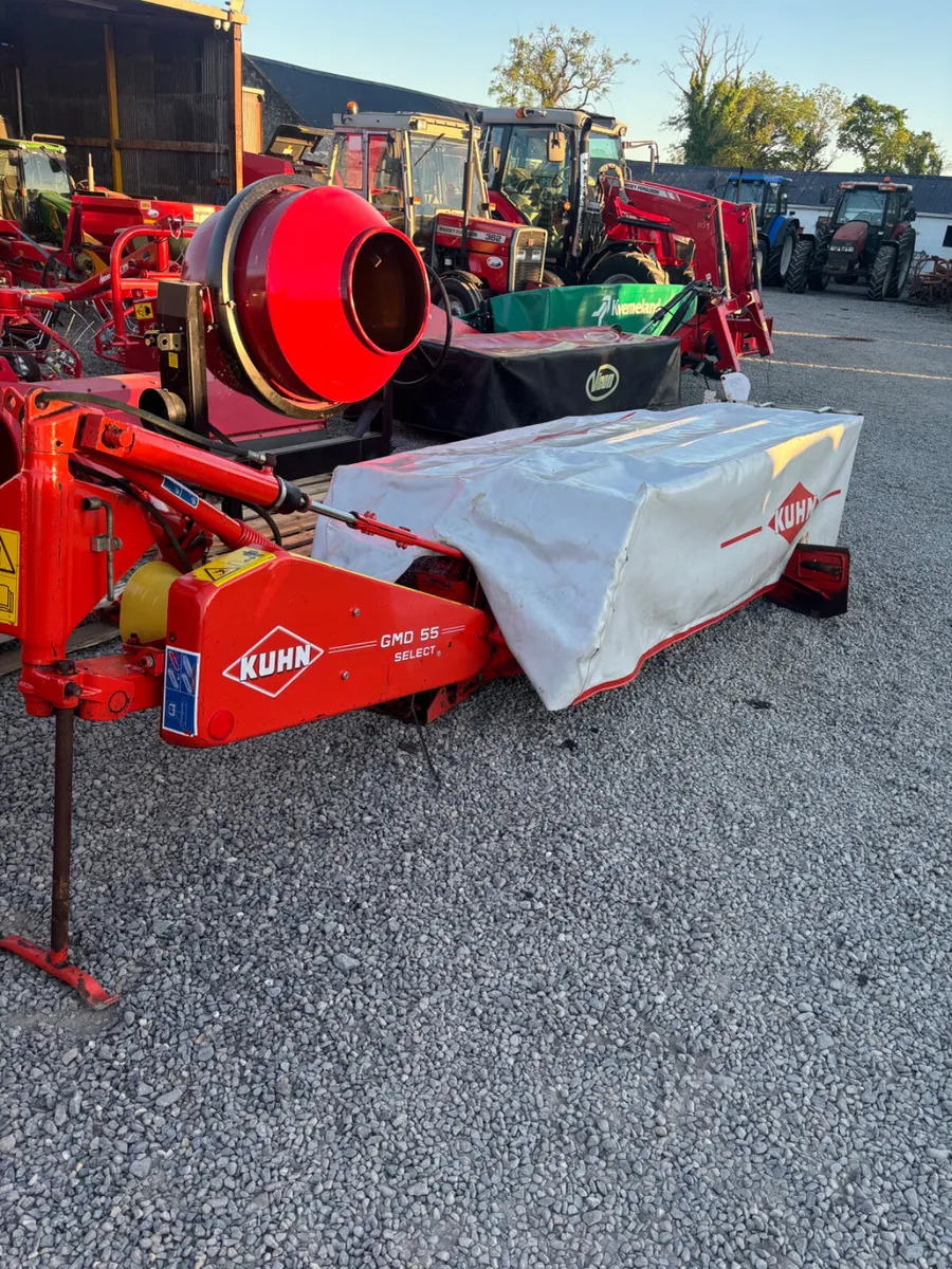 Kuhn GMG55 Disc Mower - Image 1