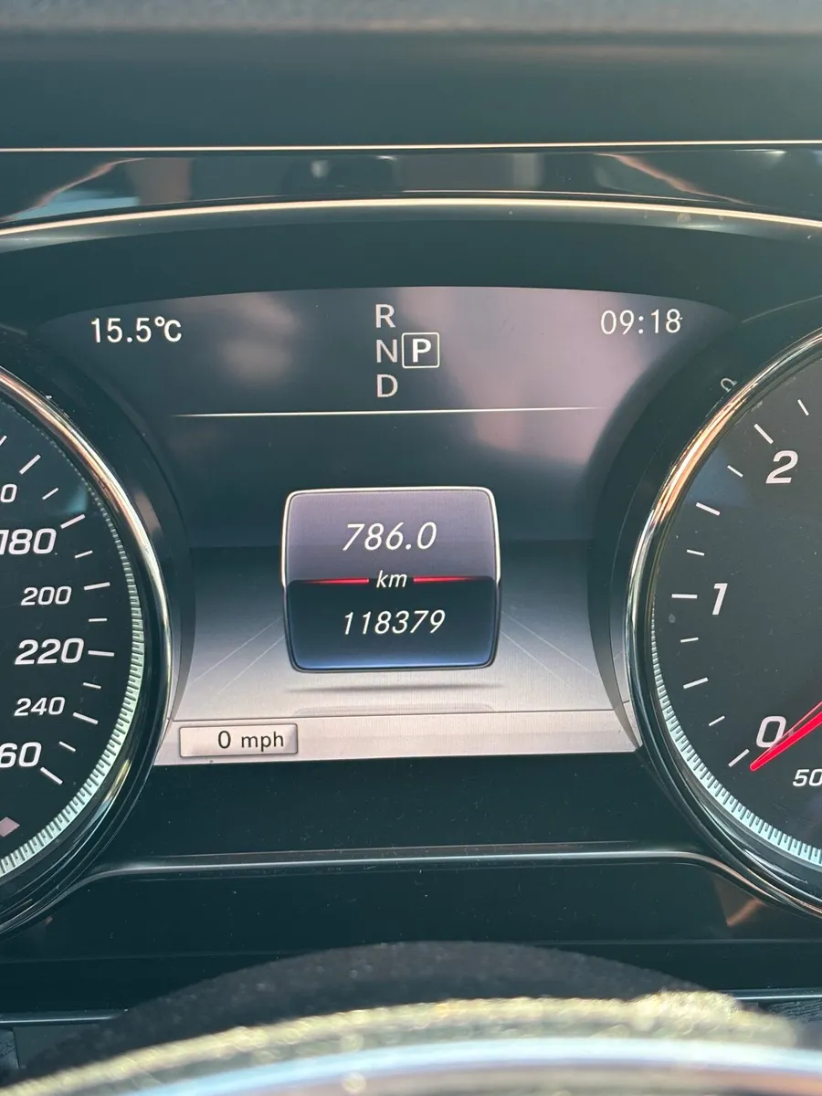 Mercedes-Benz E-Class 2018 - Image 1