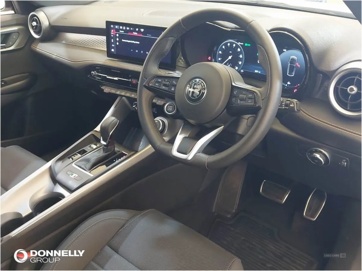 Alfa Romeo Tonale 1.5 Mhev Ti 5dr Auto - Image 3