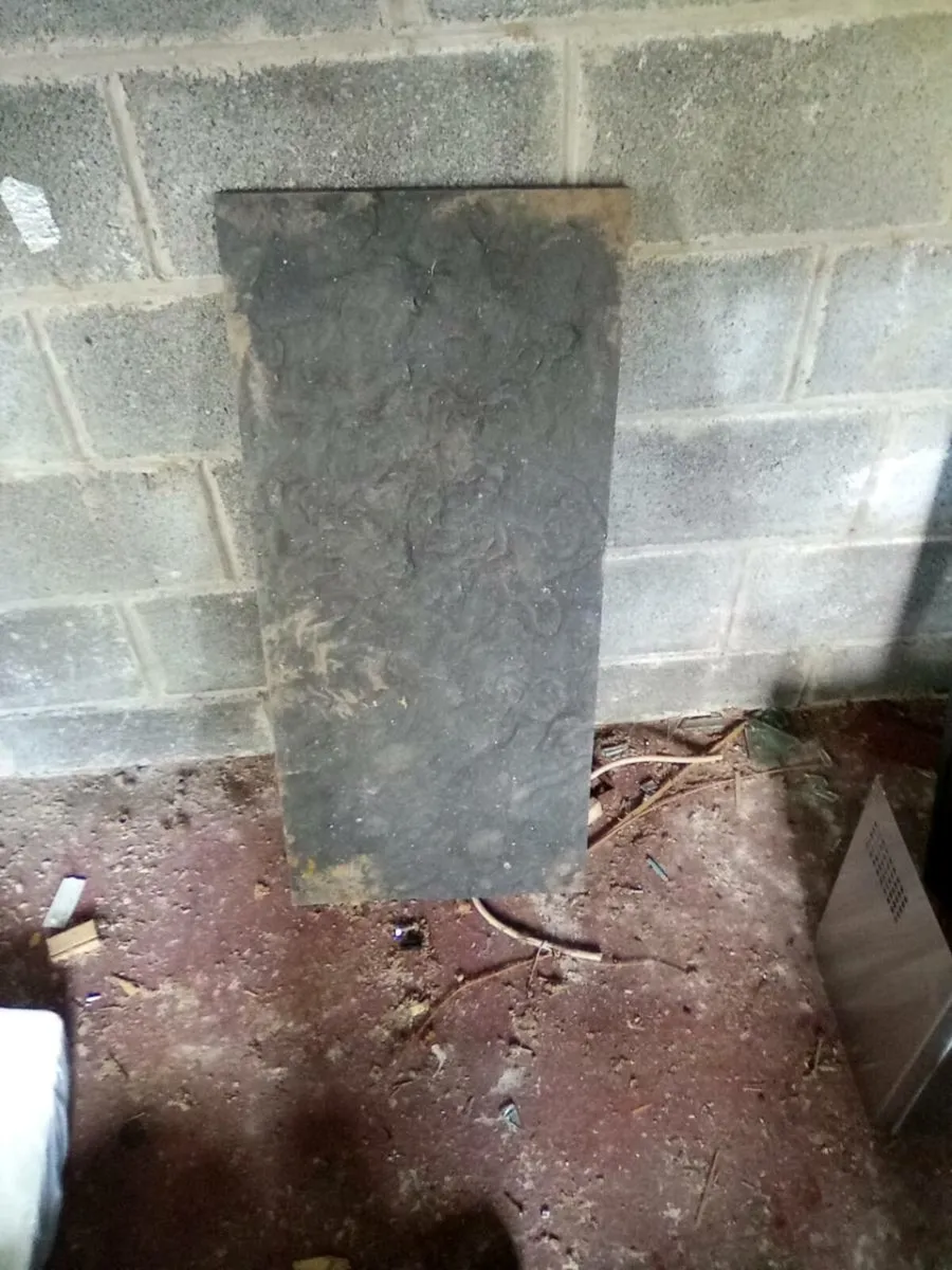 STONE. HEARTH  IN PERFECT  CONDITION - Image 1