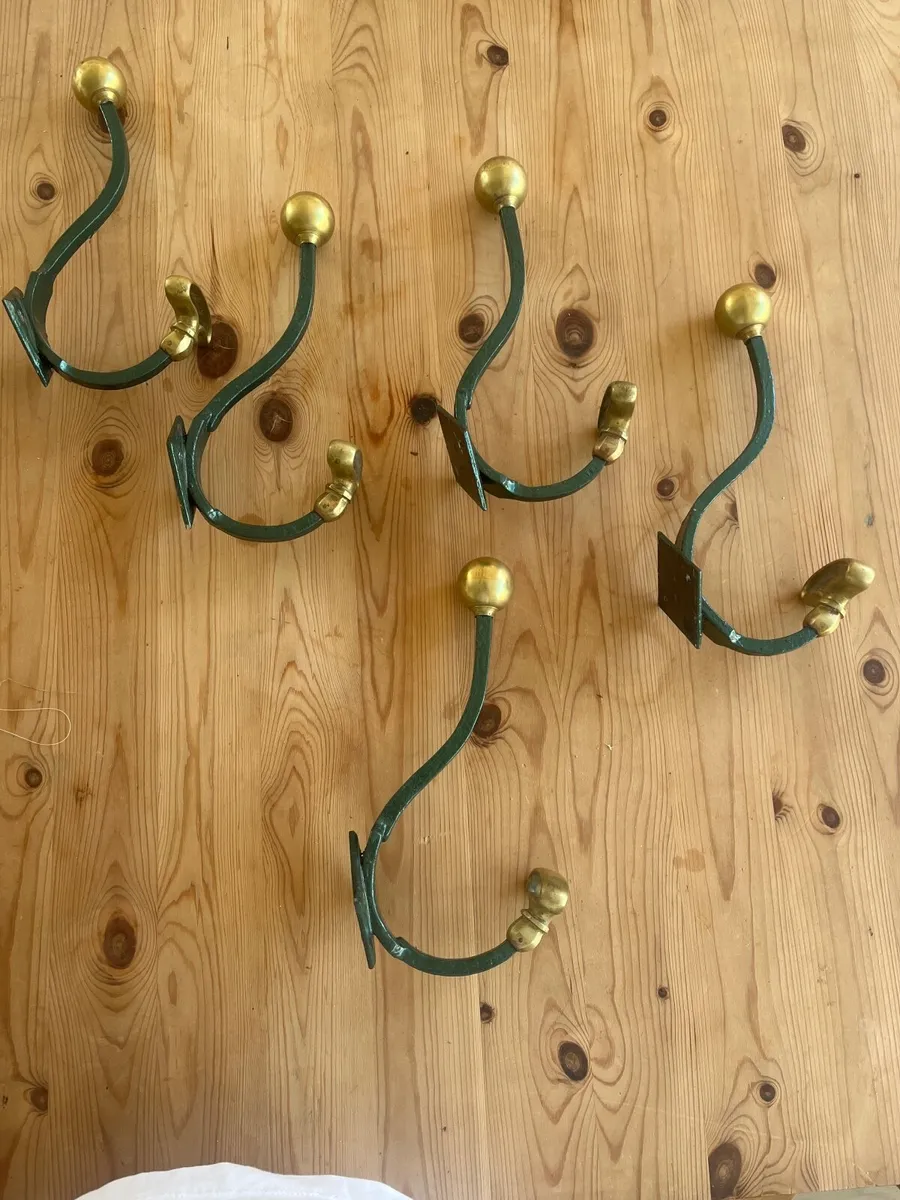 Hooks - Image 2