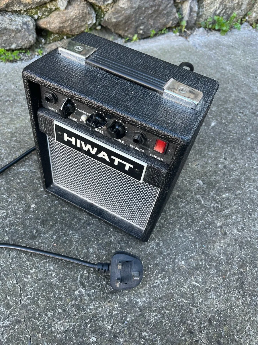 Guitar Amp - Image 3