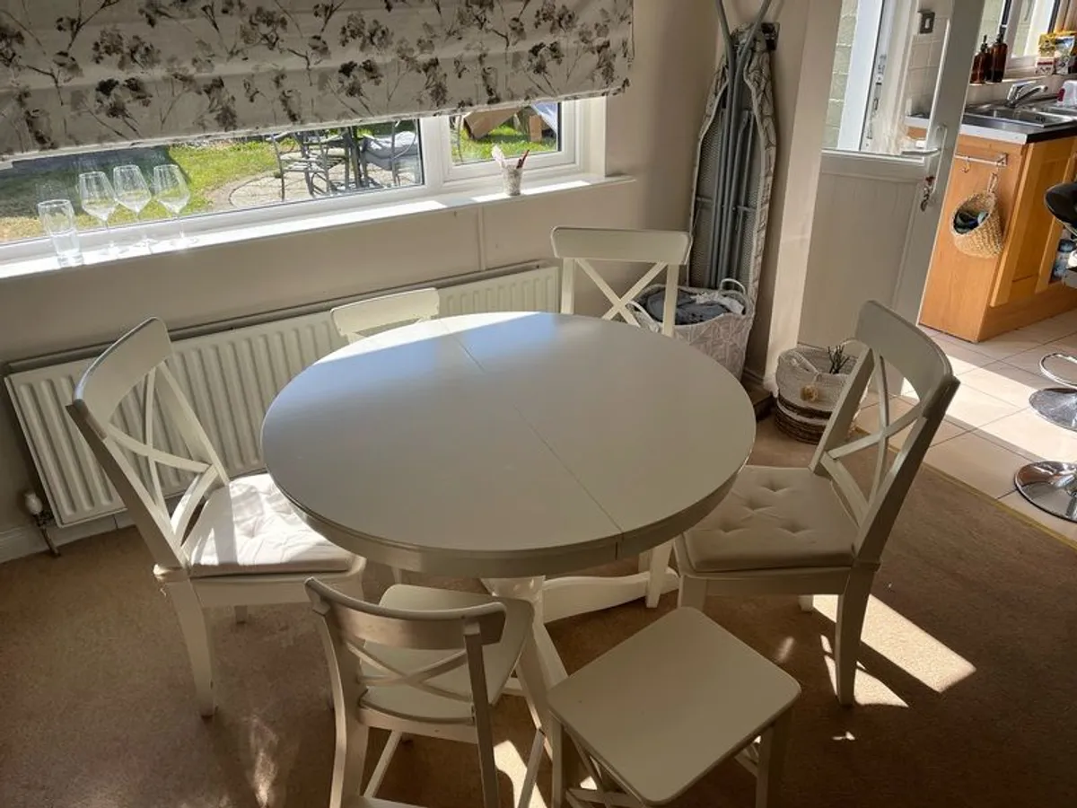 IKEA extendable kitchen table & chairs - Image 3