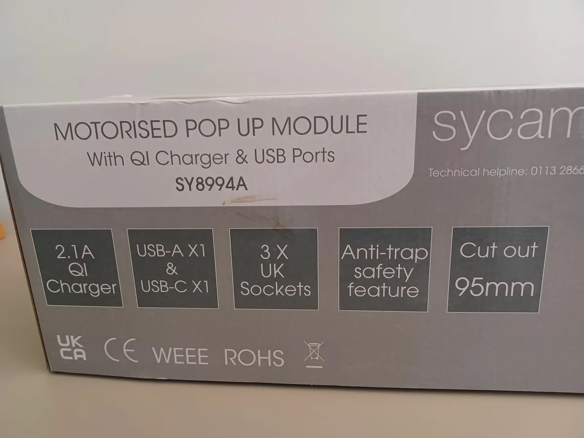 Motorised Pop-up Socket Power Port & USB Charger - Image 4