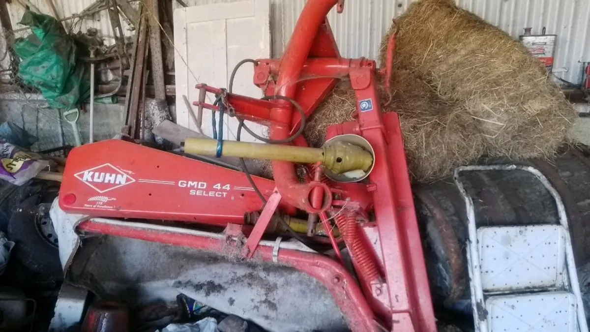 Kuhn. 44 disc mower - Image 1