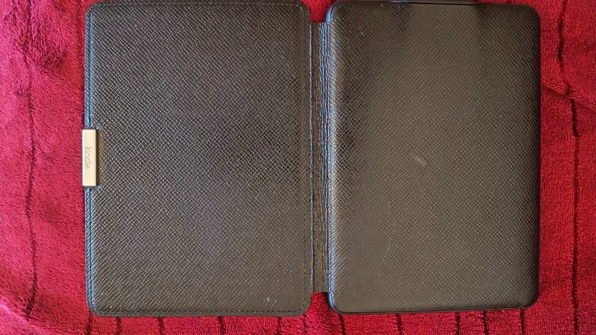 AMAZON Kindle Paperwhite WiFi 6th Generation - Image 3