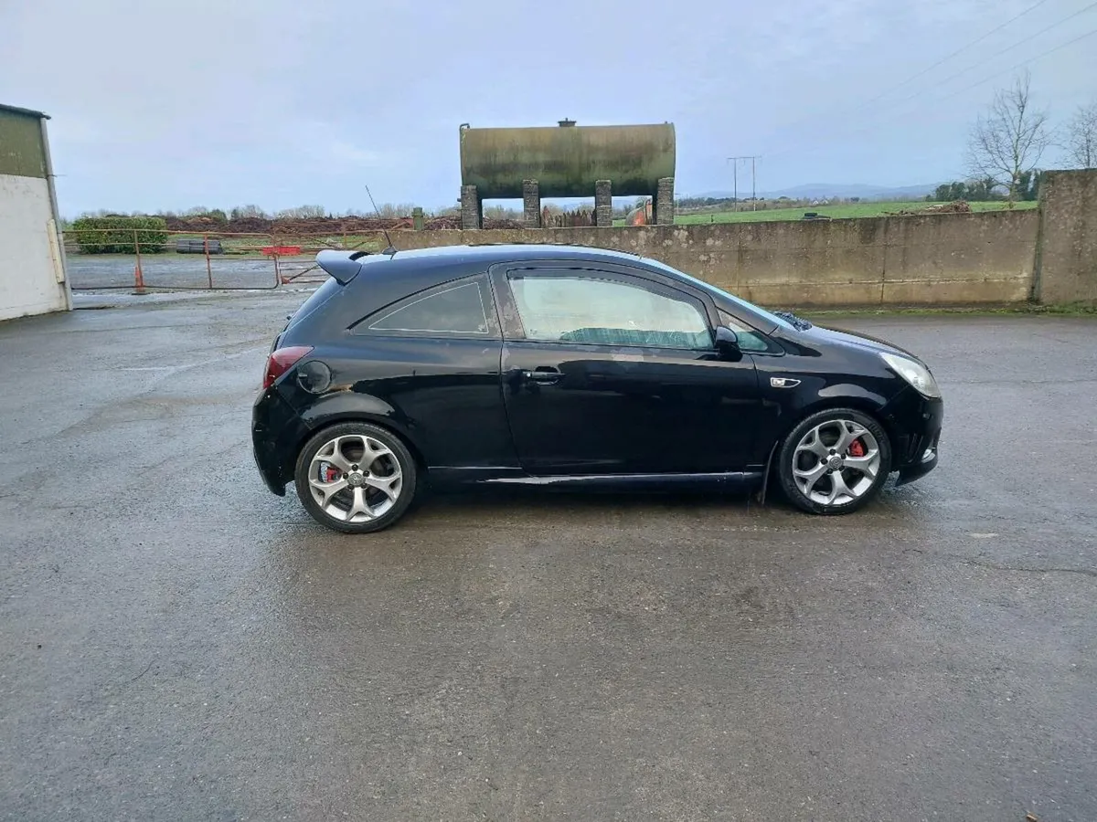 Opel corsa vxr - Image 4