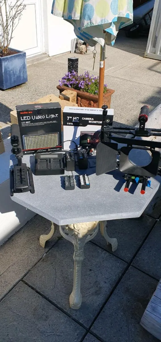 Camera accessories - Image 1