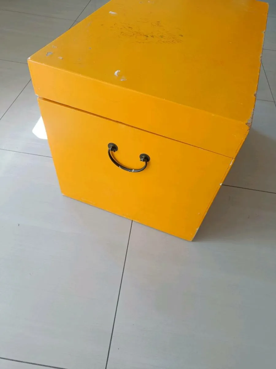 Storage chest - Image 2