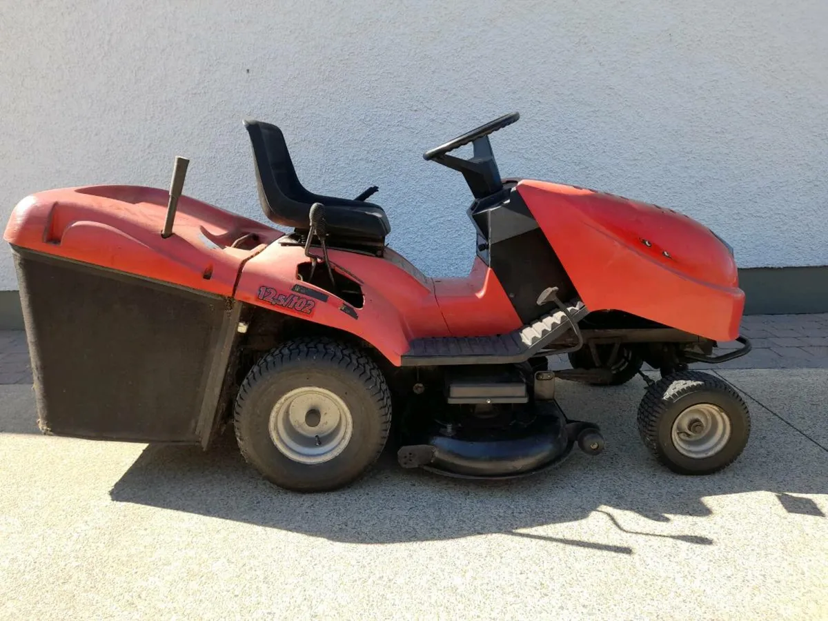 Castle garden mower - Image 1