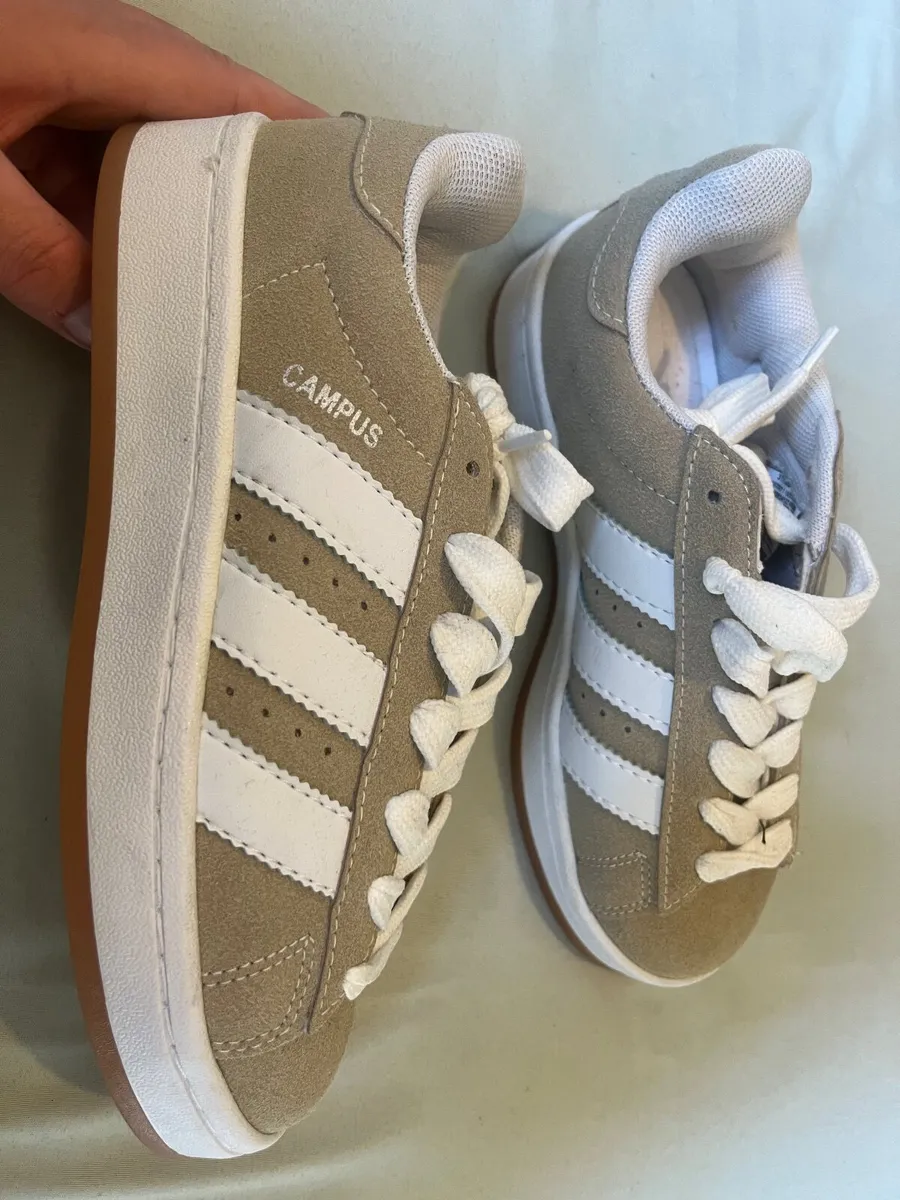 Shoes - Image 4