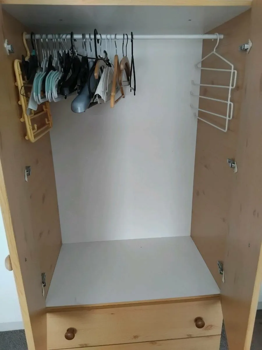 Wardrobe - Image 3