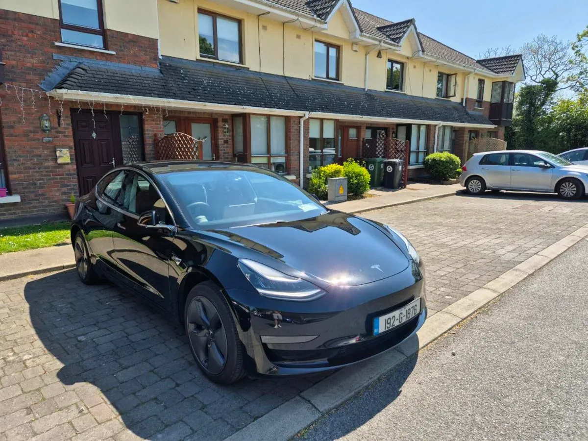 Tesla Model 3 - Image 1