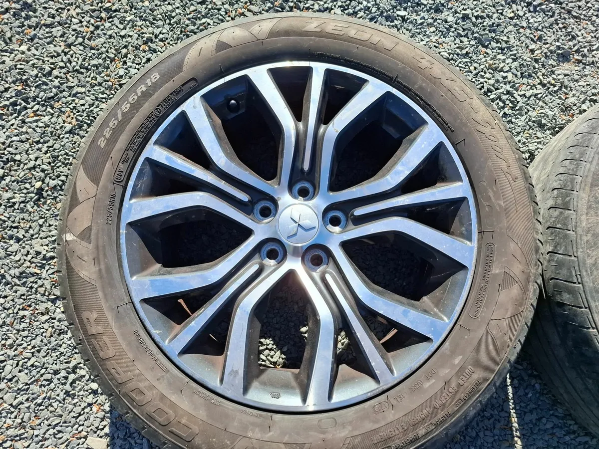 18" OEM Mitsubishi Wheels - Image 2