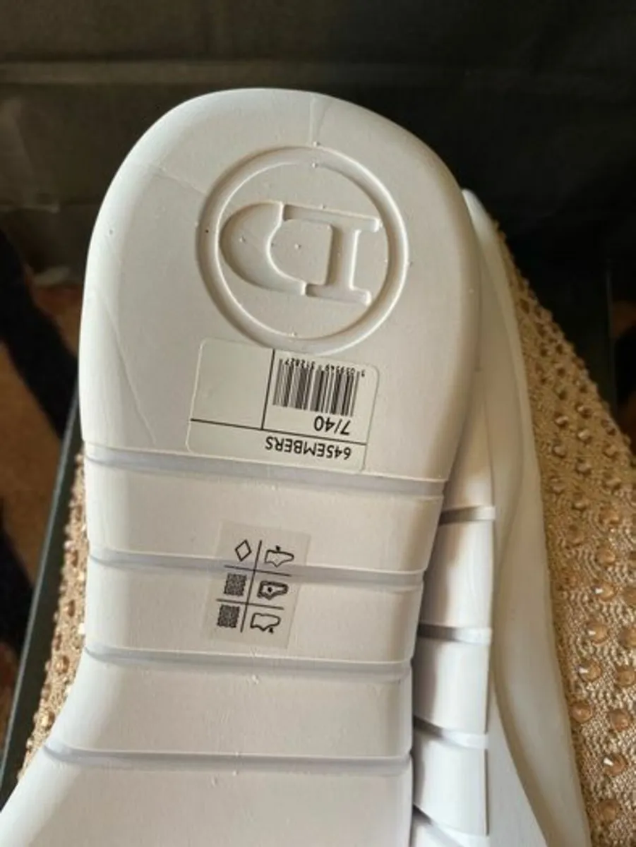 Dune London Embellished Trainers size 7uk 40eu NEW - Image 2
