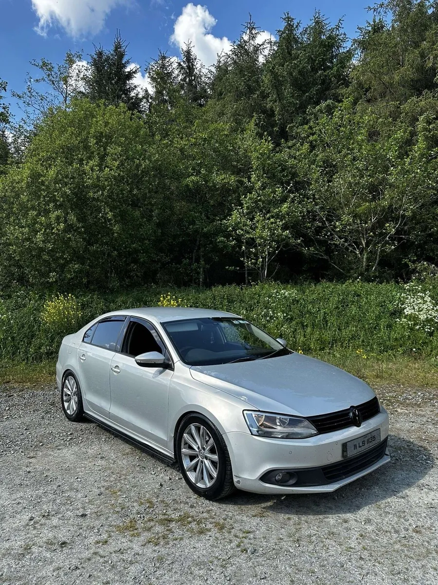 Volkswagen Jetta - Image 1