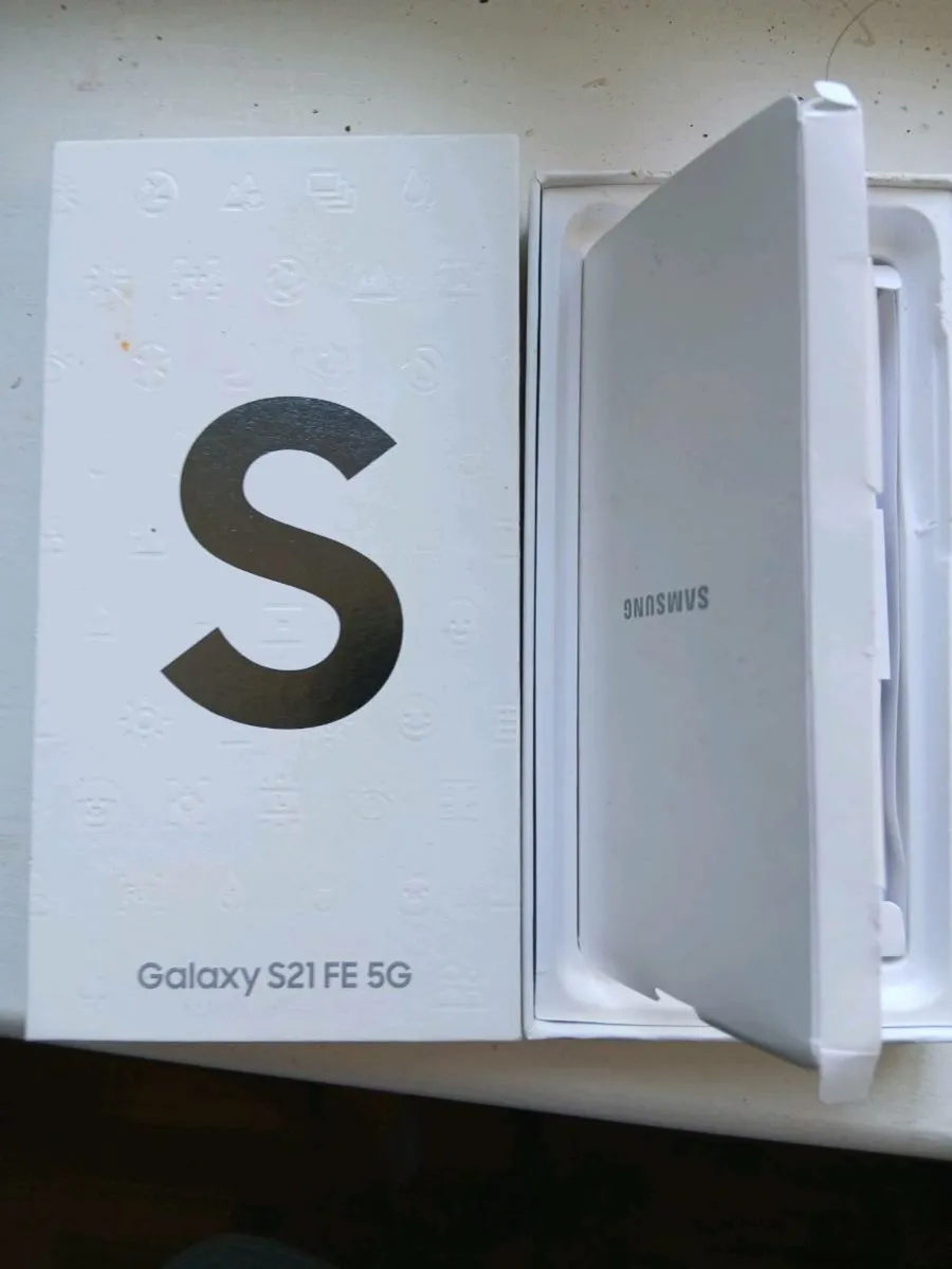GALAXY S21 PHONE - Image 1