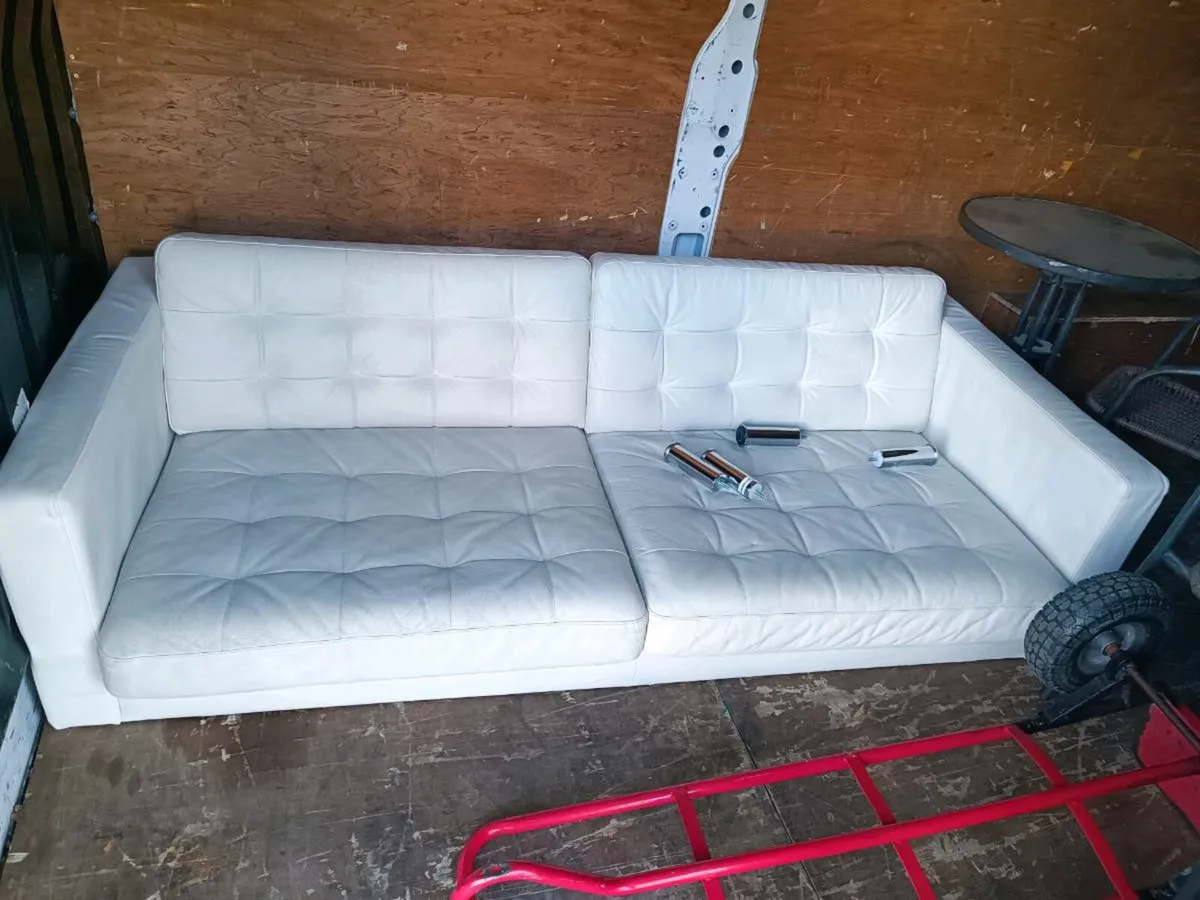 White 3 seater sofa - Image 3