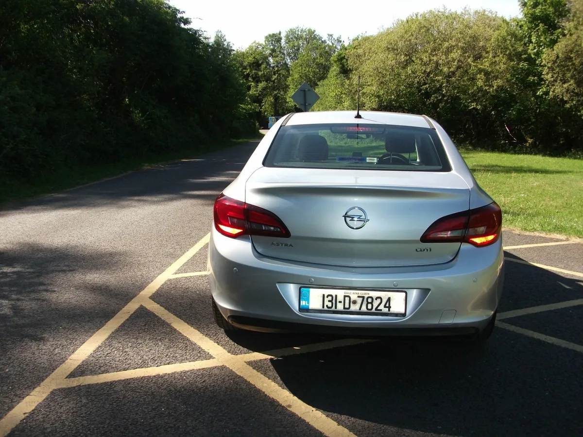 Opel Astra  1.7 DSL  NCT 6/2026  2013 - Image 2